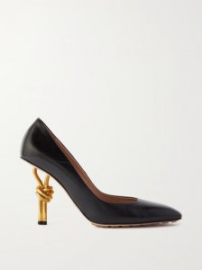 Knot glossed-leather pumps