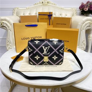 Louis Vuitton Pochette Metis Noir