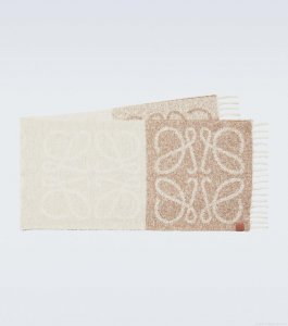 LoeweAnagram alpaca-blend bouclé scarf