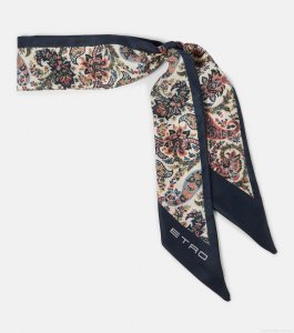 EtroPaisleyina printed silk twill scarf