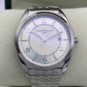 Vacheron Constantin Quai de l’Ile Collection Men’s Luxury Watch