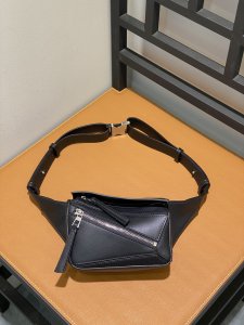 LOEWE HANDBAG black