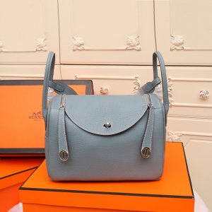 HERMES HANDBAG LINDY light blue