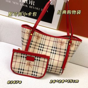 BURBERRY HANDBAG Monogram