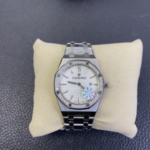 Audemars Piguet Royal Oak 67650OR.OO.1261OR.01 Ladies’ Quartz Watch