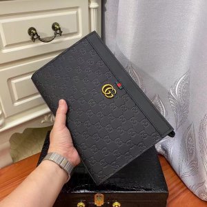 GUCCI CLUTCH BAG