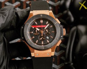 Hublot King Power series men’s wristwatch