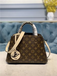 Louis Vuitton Montaigne BB