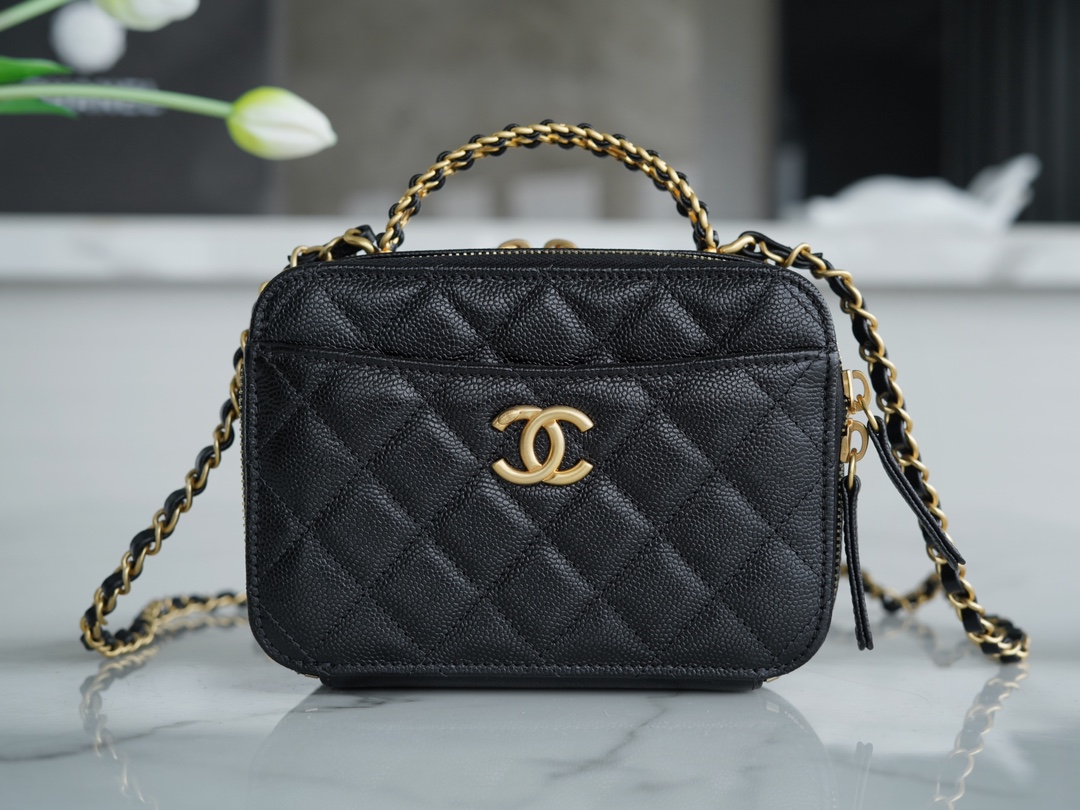 Chanel HANDBAG black