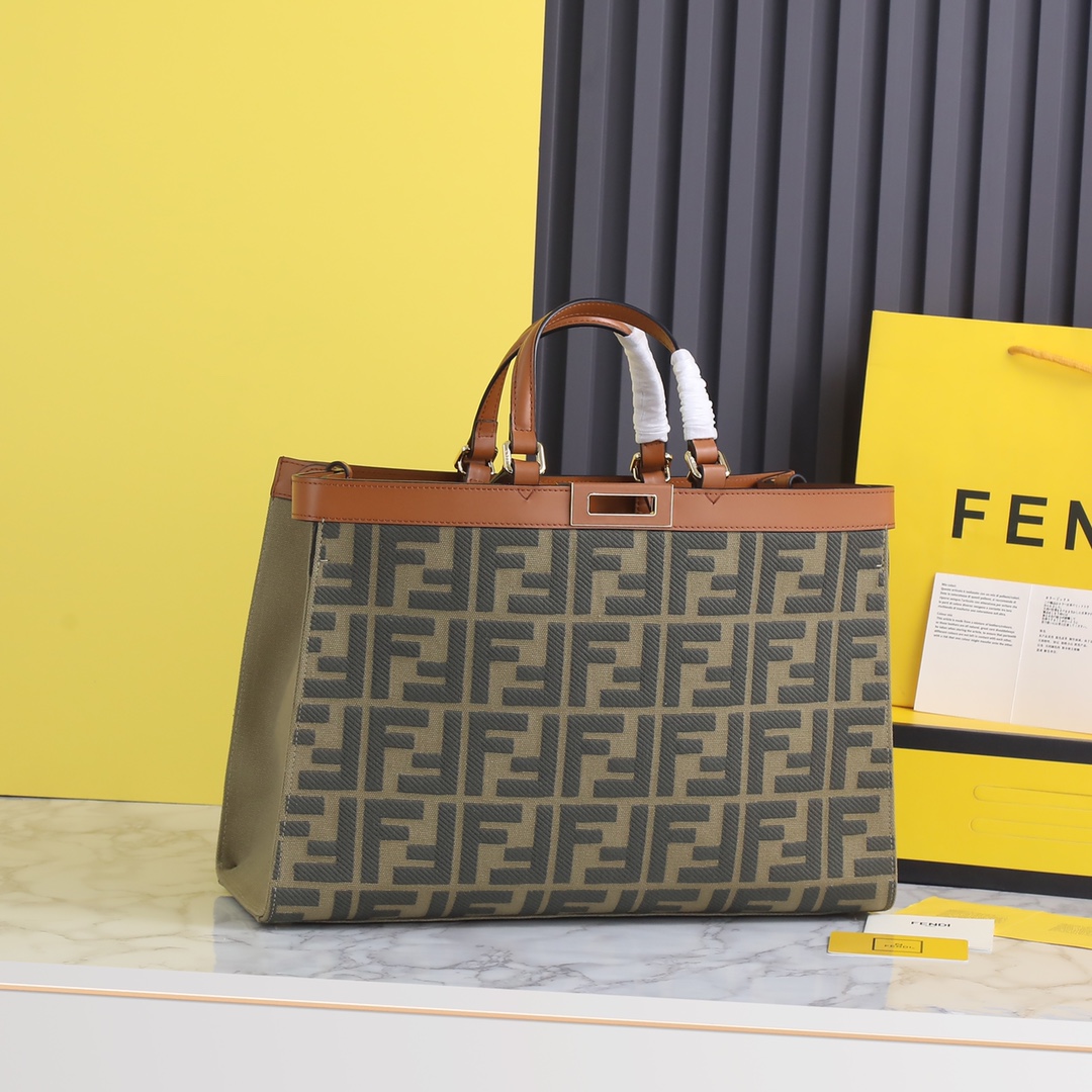 FENDI HANDBAG Monogram