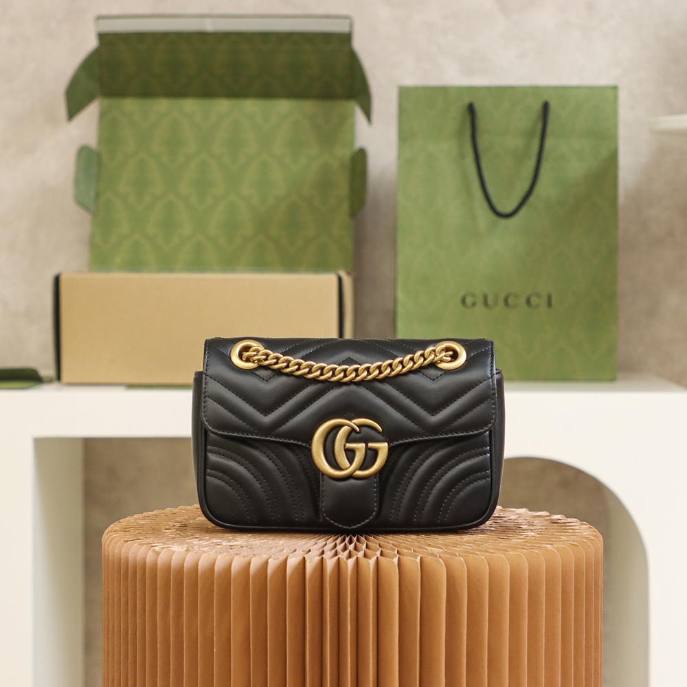 GUCCI MATELASSE MINI GG MARMONT SHOULDER BAG