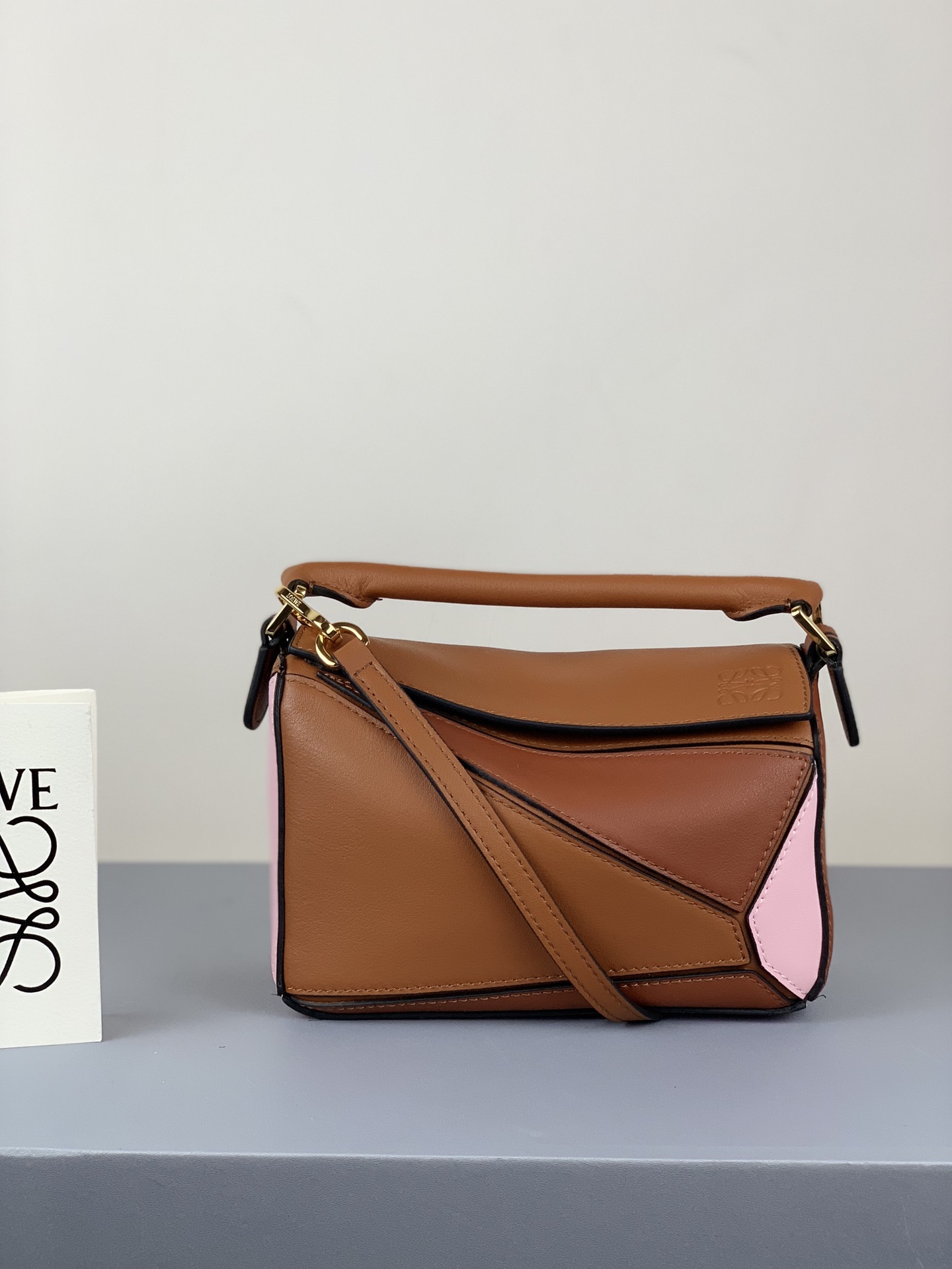 LOEWE HANDBAG Caramel Patchwork Cherry Blossom Pink