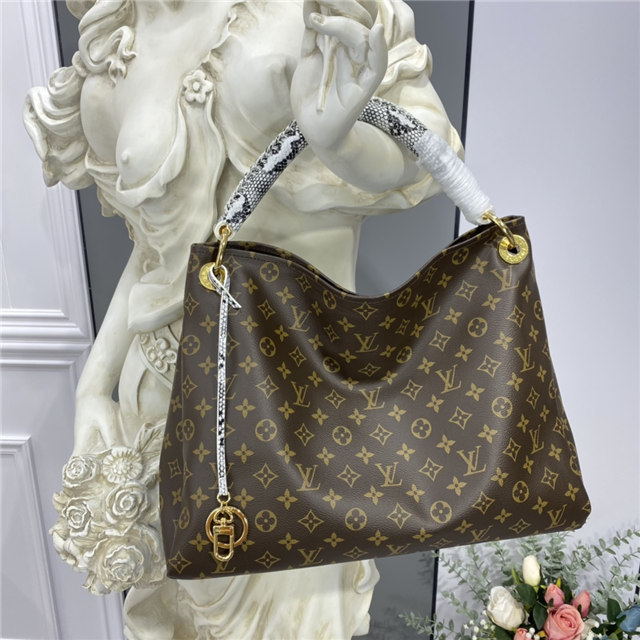 Louis Vuitton Artsy MM Monogram