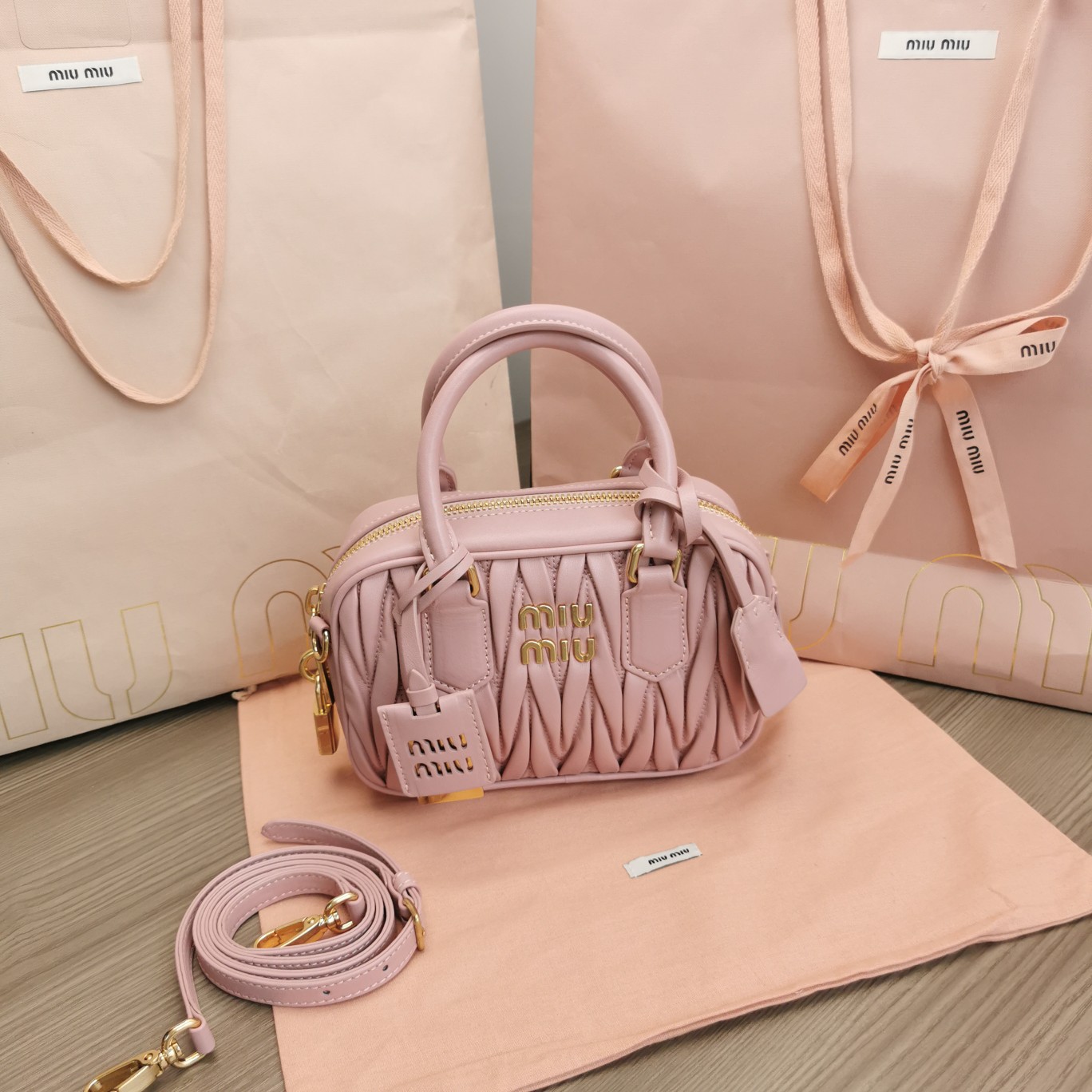 MIUMIU HANDBAG pink