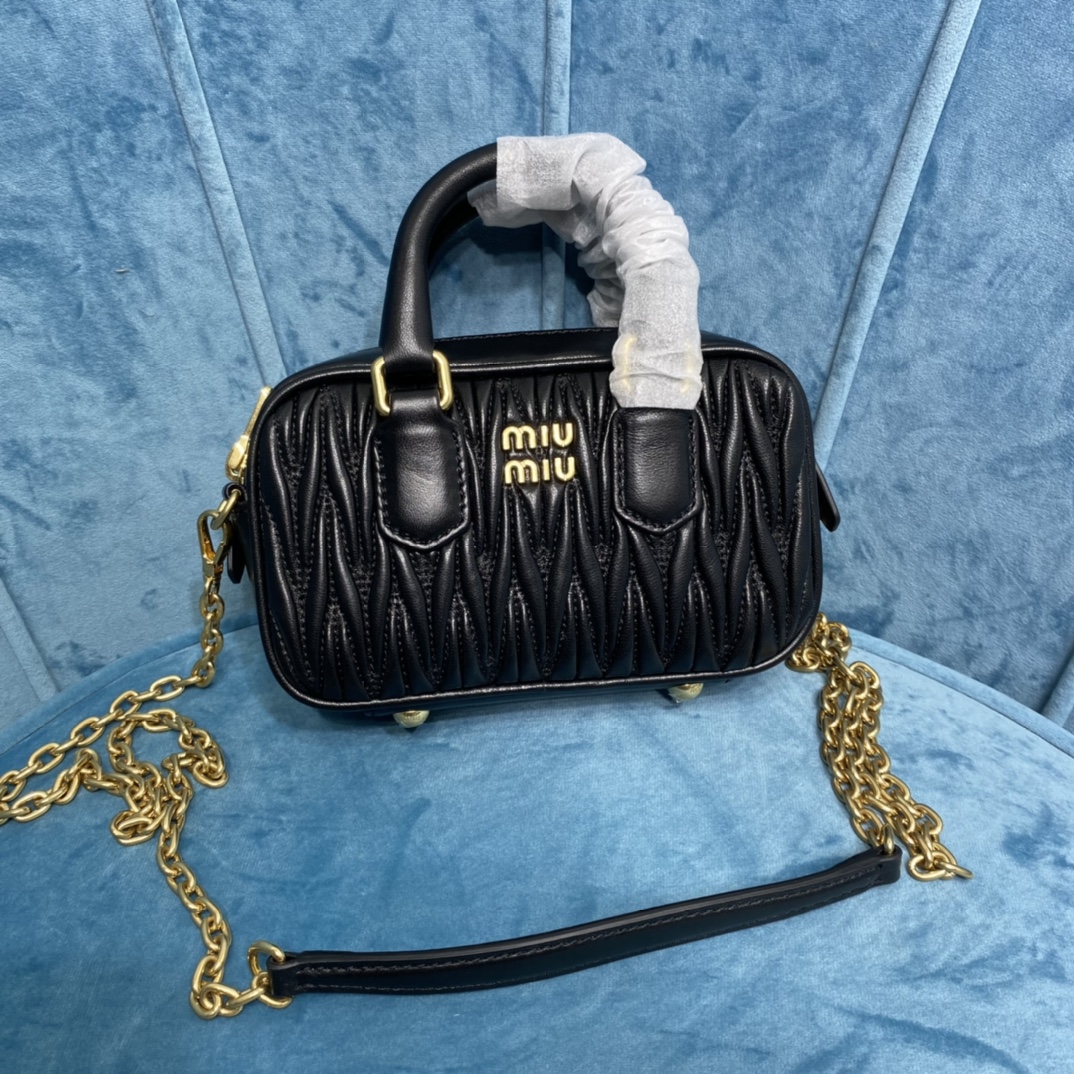 MIU MIU HANDBAG black