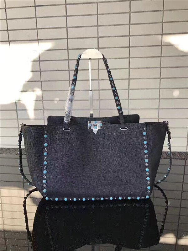 Valentino Rockstud Rolling Black with turquoise stone