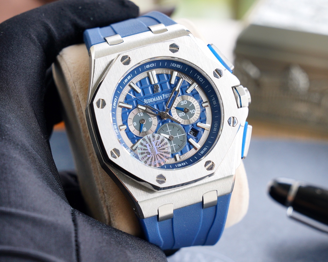 Audemars Piguet Royal Oak Offshore Limited Edition Multi-function Mechanical Watch