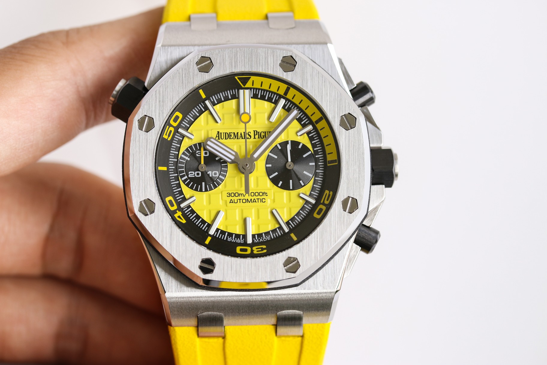 AUDEMARS PIGUET Royal Oak Offshore Chronograph Automatic Mechanical Fruit Watch