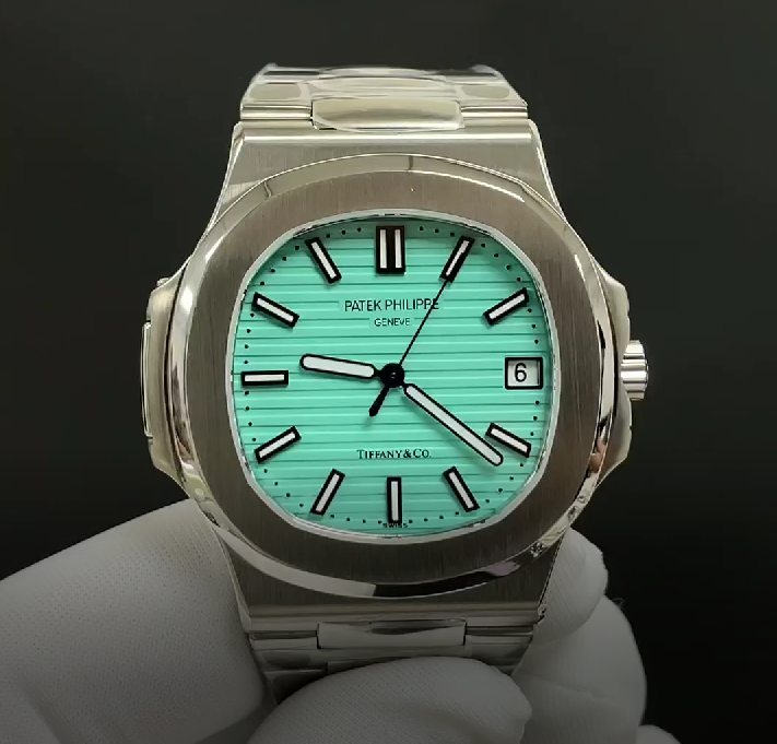 Patek Philippe Nautilus 5712 Multi-function Watch