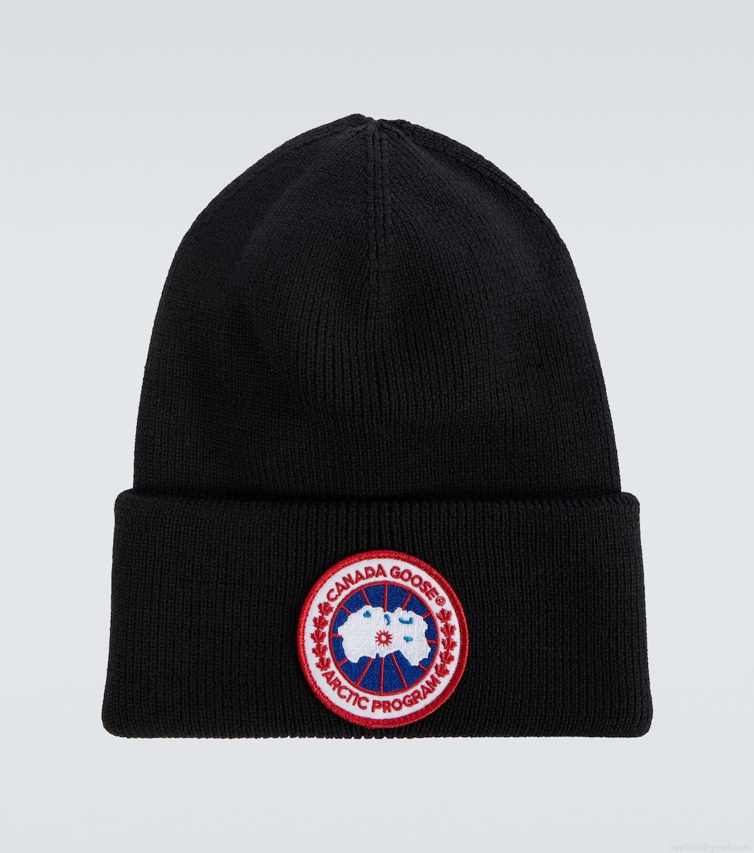 Canada GooseArctic Disc Toque wool beanie