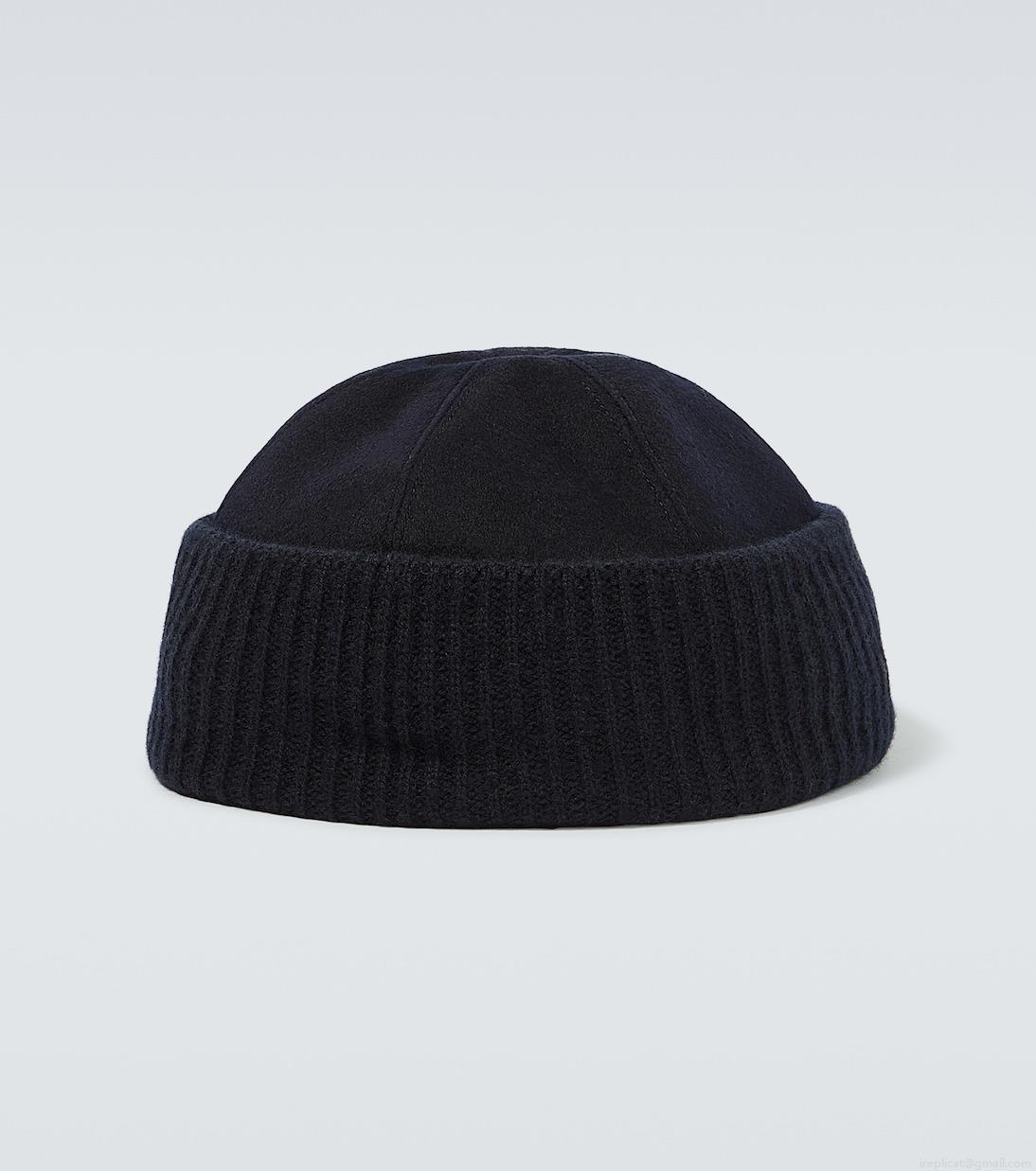 Loro PianaCashmere beanie