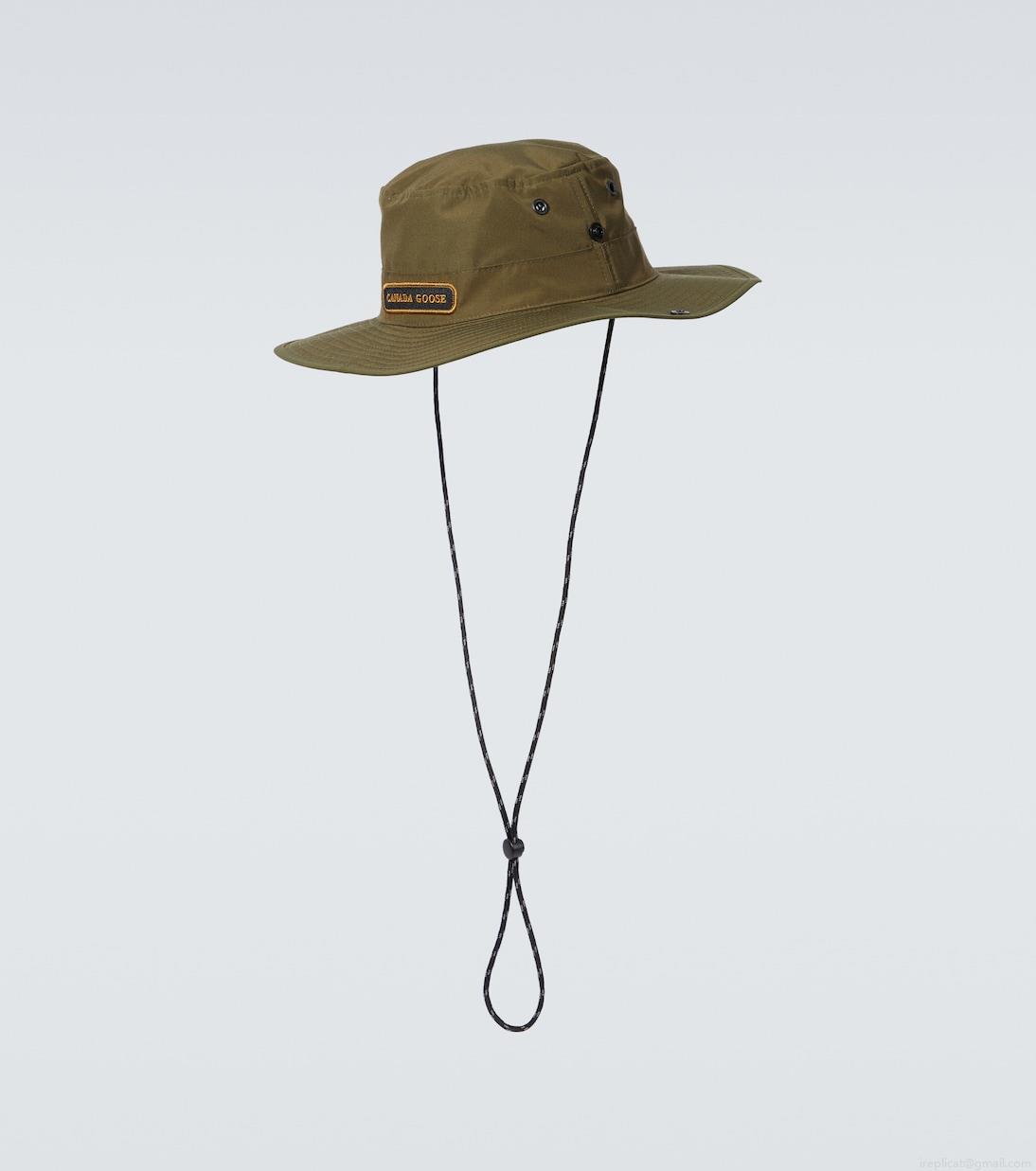 Canada GooseVenture bucket hat