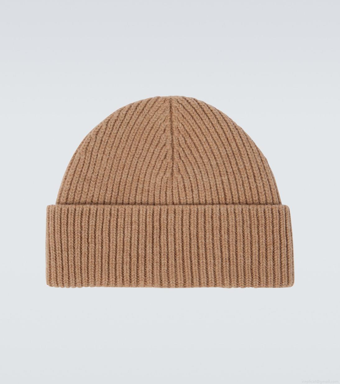 Ami ParisAmi de Cœur ribbed-knit wool beanie