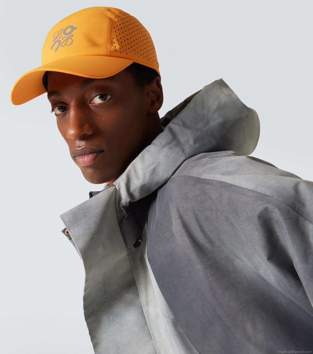 Loewex On logo baseball cap