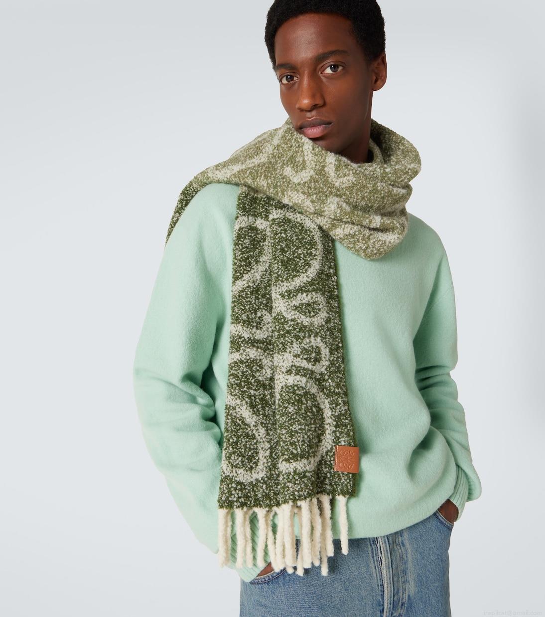 LoeweAnagram alpaca-blend bouclé scarf