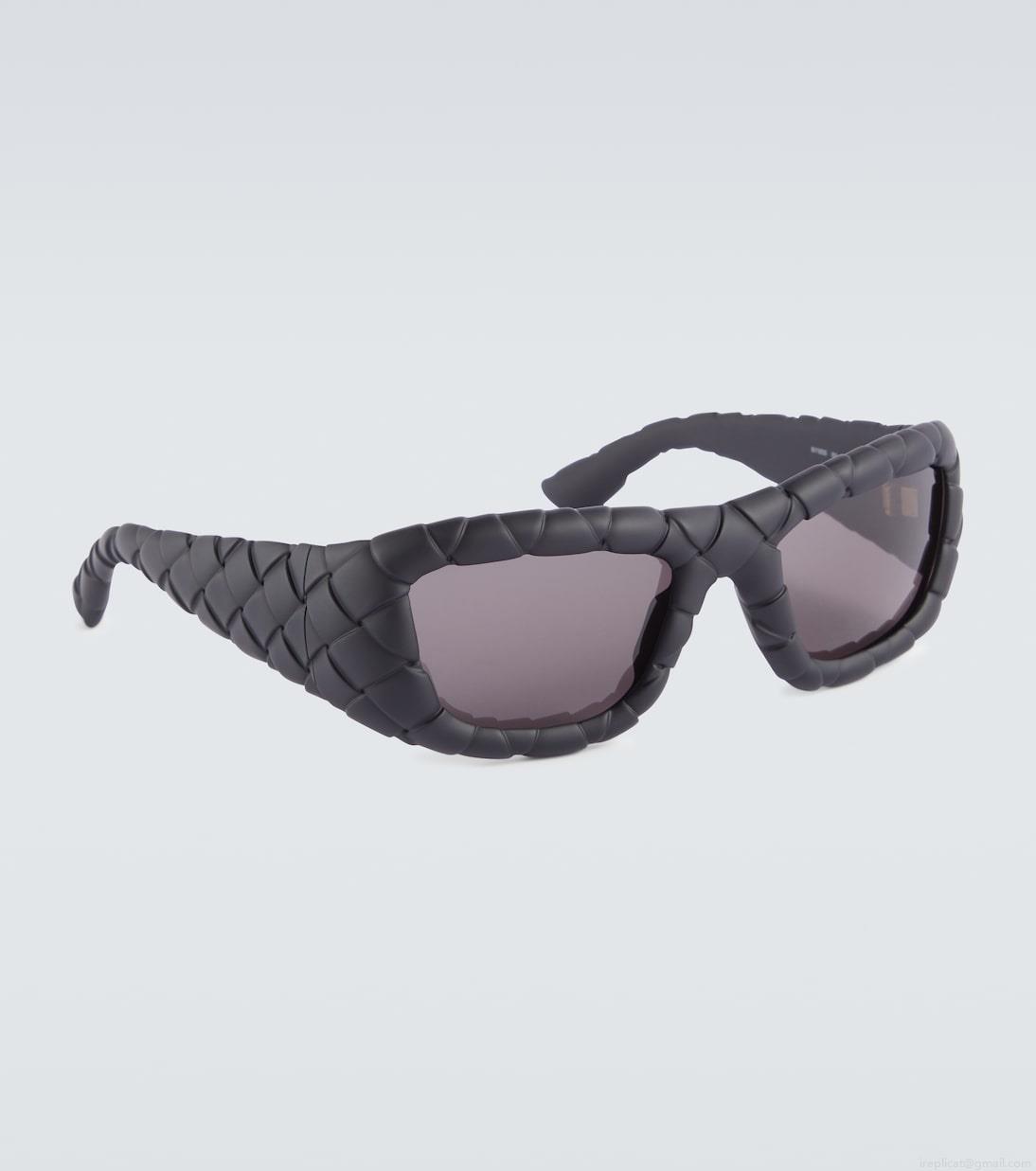 Bottega VenetaIntrecciato rectangular sunglasses