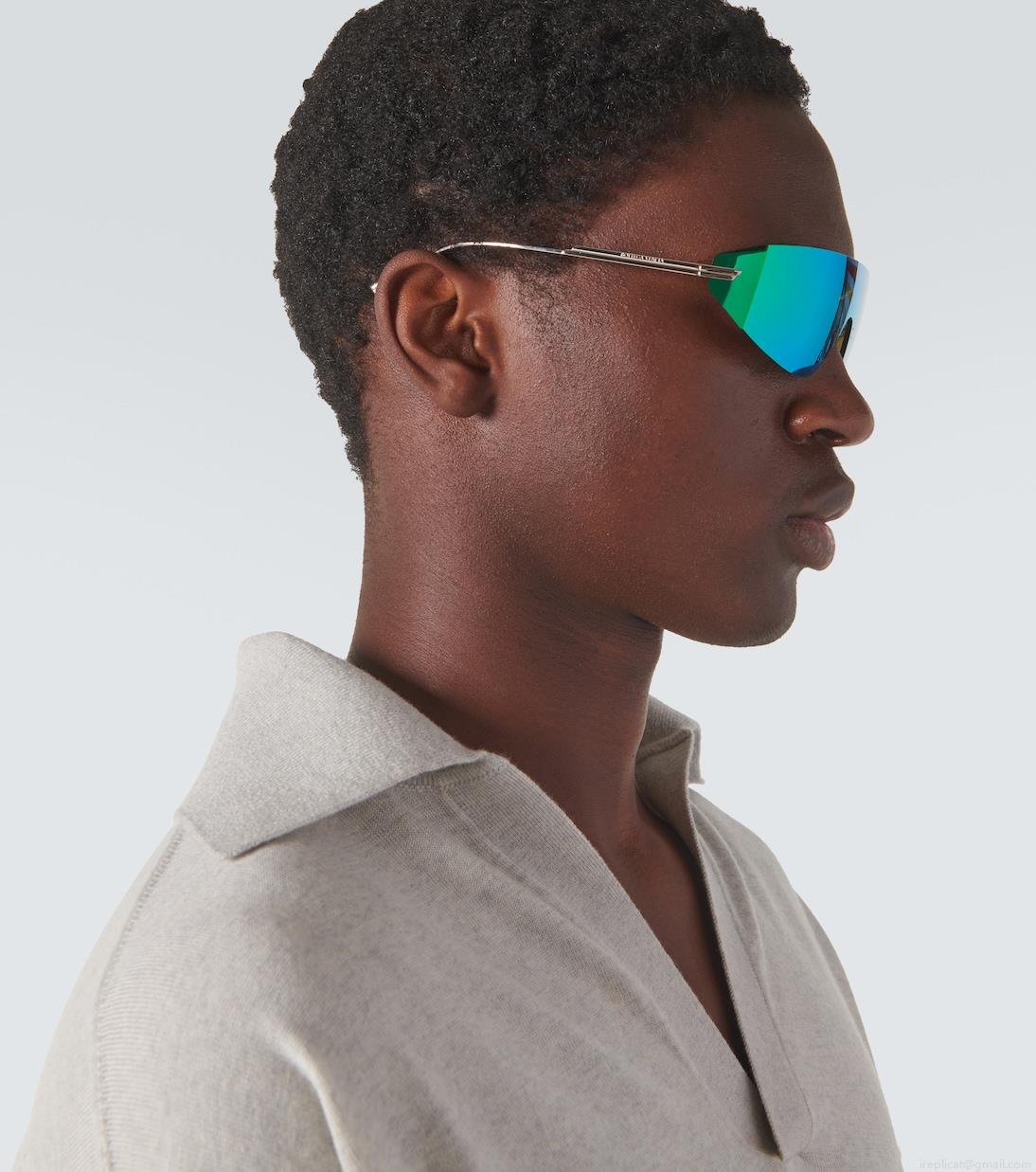 Bottega VenetaMask flat-top sunglasses