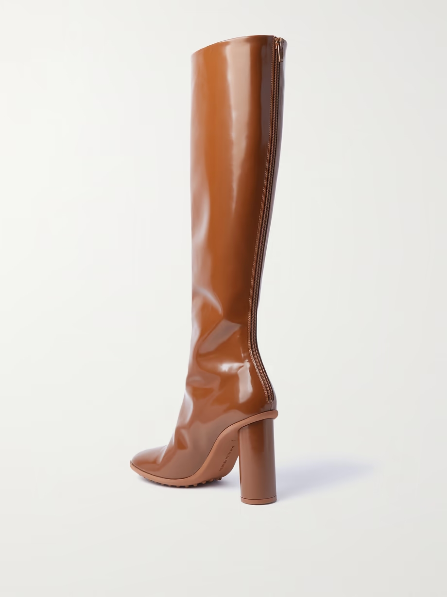 Latex knee boots