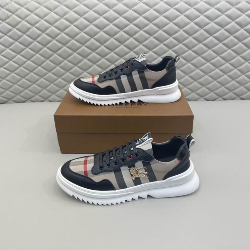 Burberry Man Sneaker Mar 0210 Burberry sz38-44 3C n1202