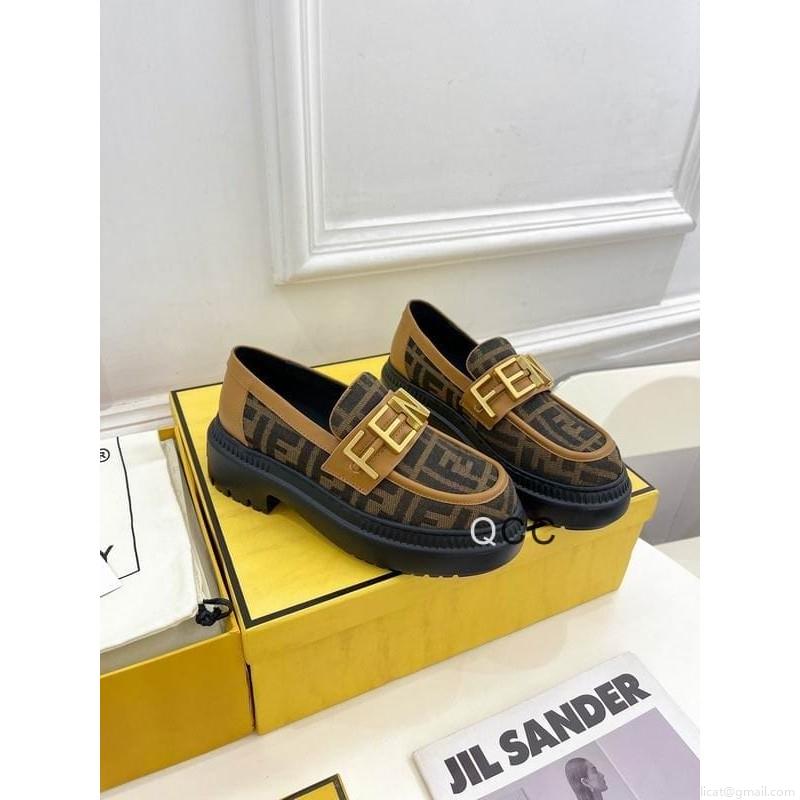 Fendi Casual shoes woman Ts Fendi sz35-41 3C XC1102