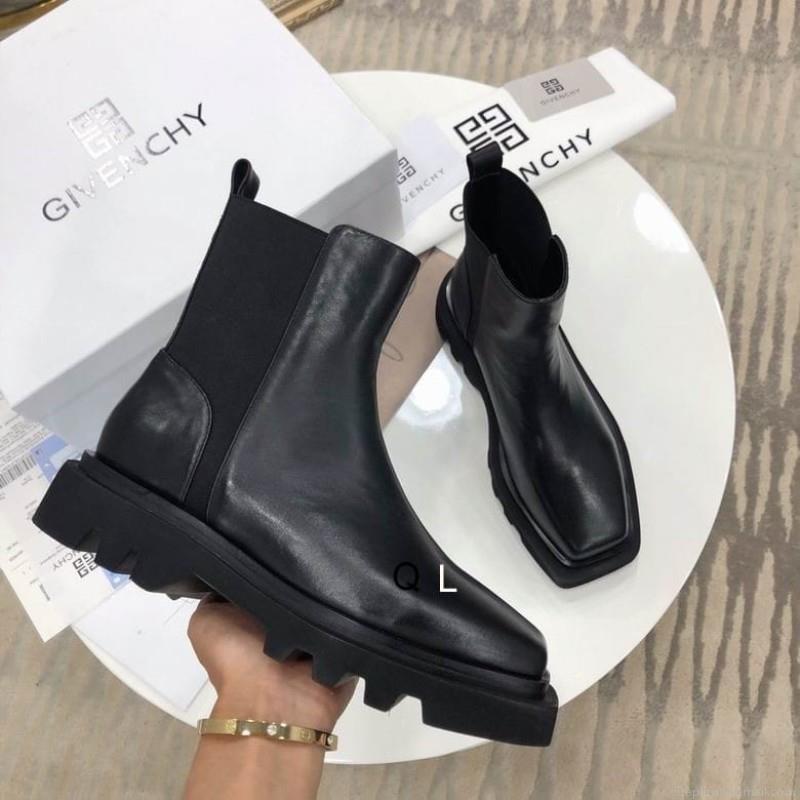 Givenchy short boots Woman Ts GIVENCHY 121106 sz35-40QL