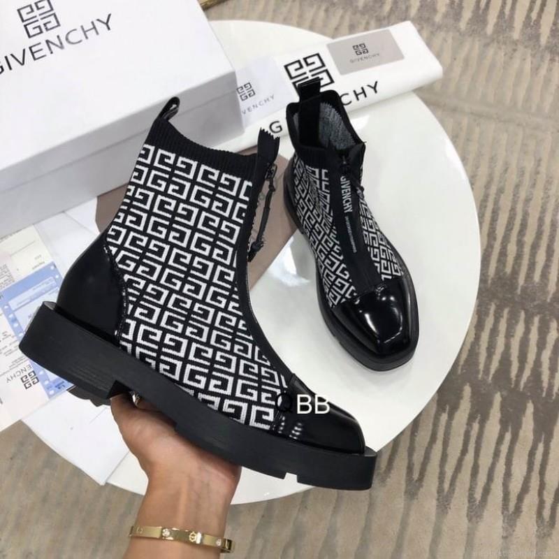 Givenchy short boots Woman Ts GIVENCHY 121105 sz35-40QL