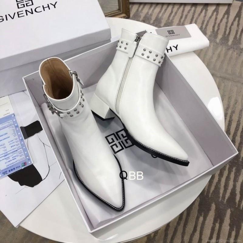 Givenchy short boots Woman Ts GIVENCHY 121101 sz35-40QL