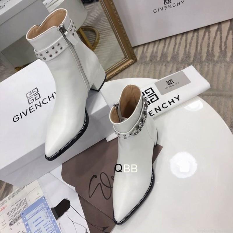 Givenchy short boots Woman Ts GIVENCHY 121101 sz35-40QL