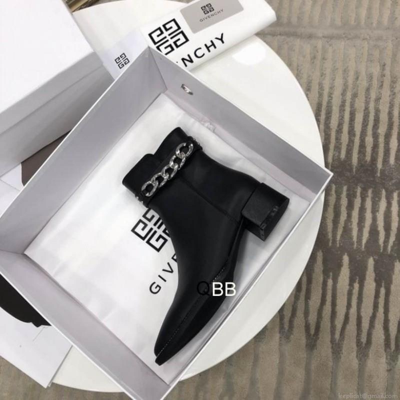 Givenchy short boots Woman Ts GIVENCHY 121101 sz35-40QL