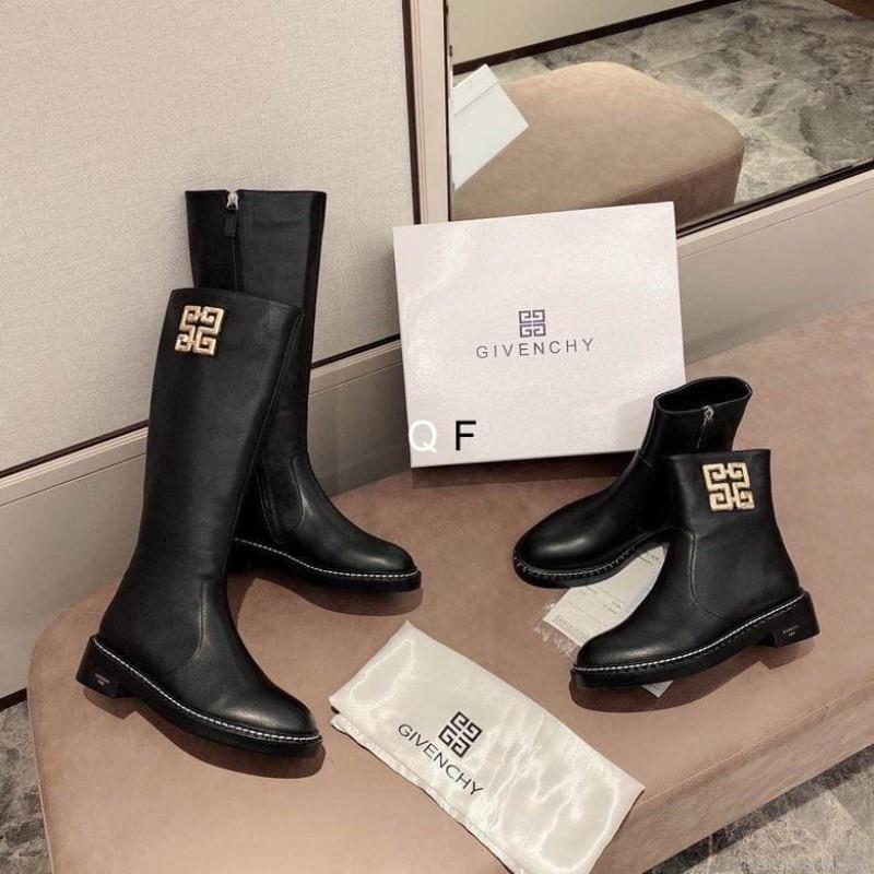 Givenchy short boots Woman Ts GIVENCHY 090403 sz35-39TF