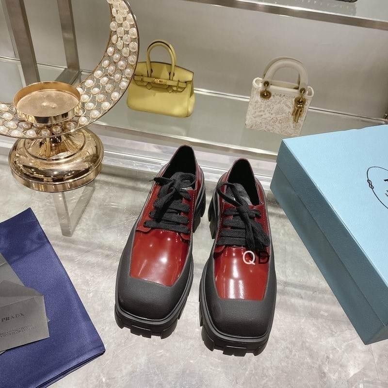 Prada casual Woman Ts Prada sz35-40 3C GDT1103