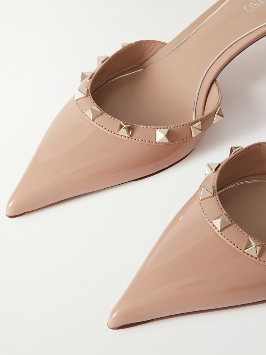 Rockstud 50 patent-leather pumps