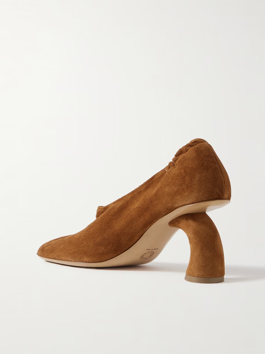 Suede pumps