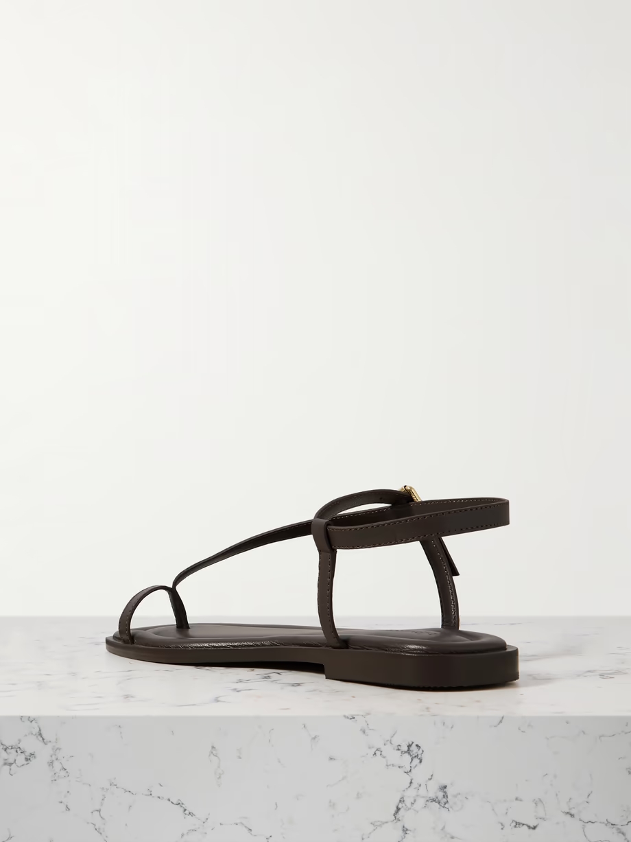 Pae leather sandals