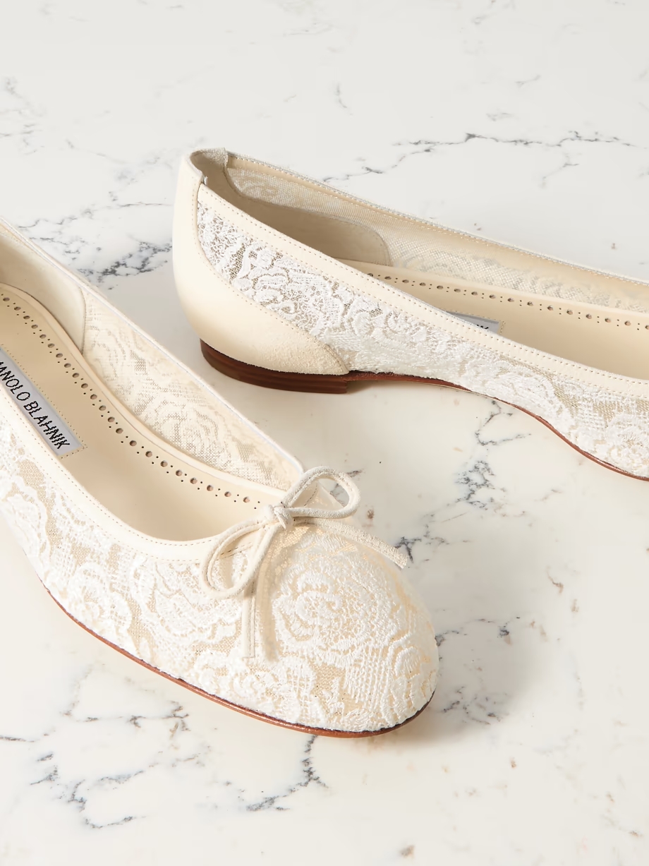 Verizzo bow-detailed suede-trimmed cotton-blend lace ballet flats