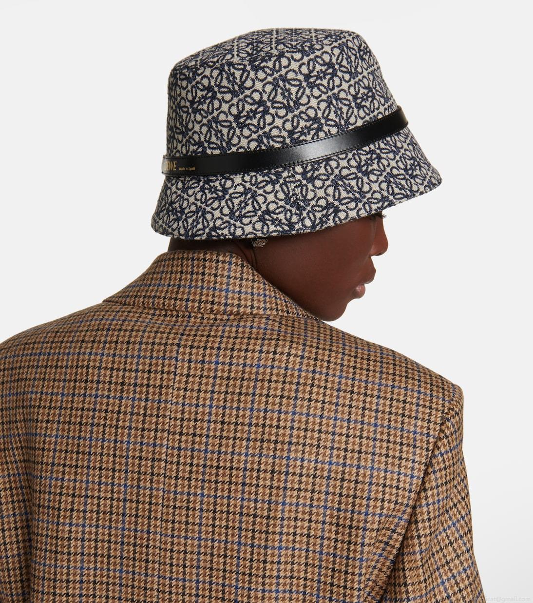 LoeweAnagram cotton bucket hat