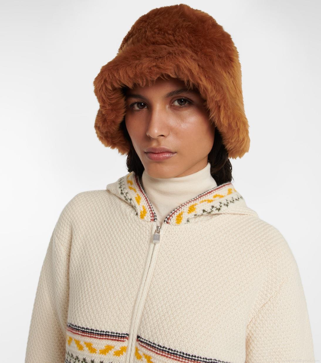 Loro PianaReversible shearling bucket hat