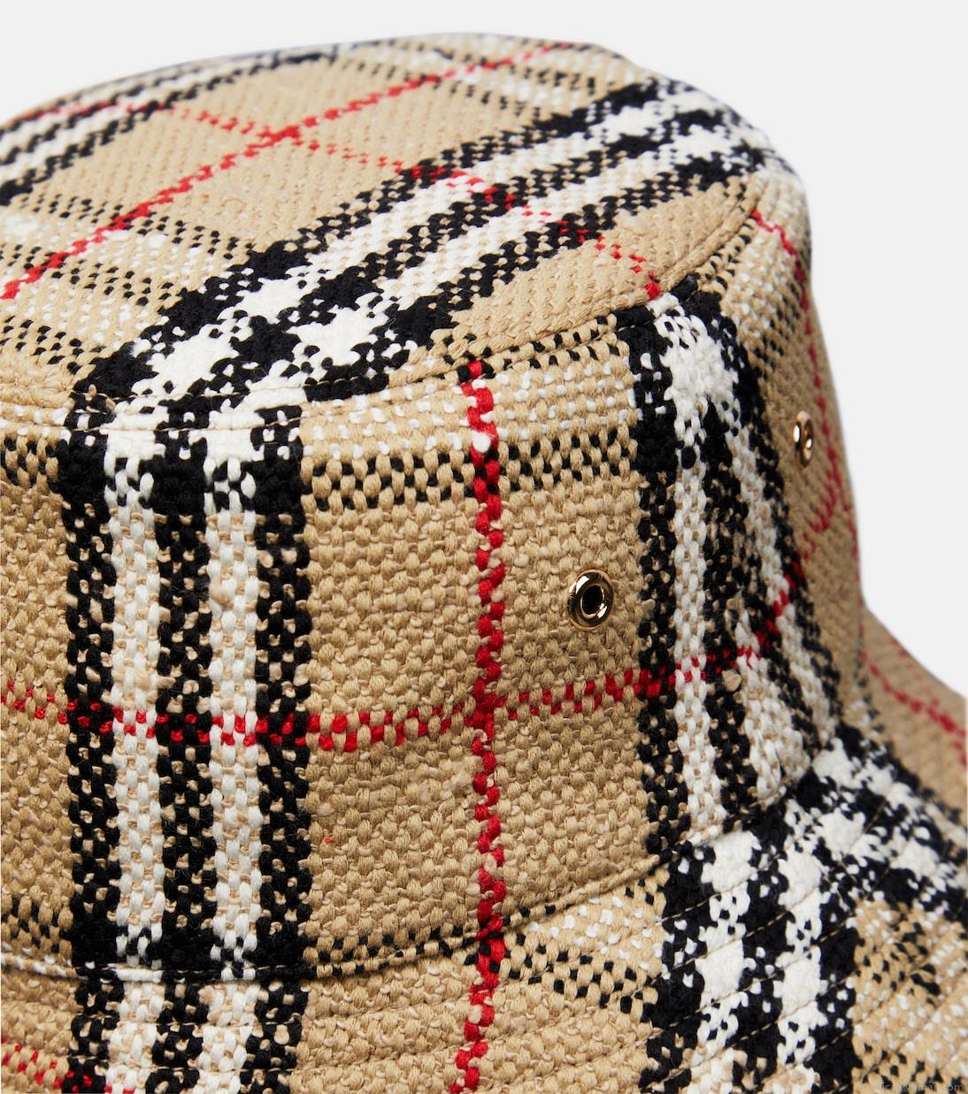 BurberryVintage Check bouclé bucket hat