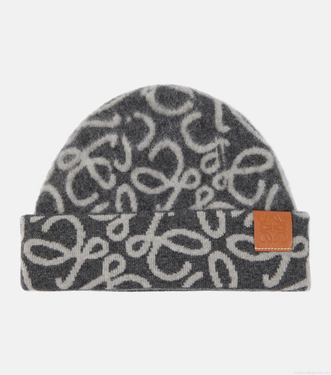 LoeweAnagram reversible wool-blend beanie