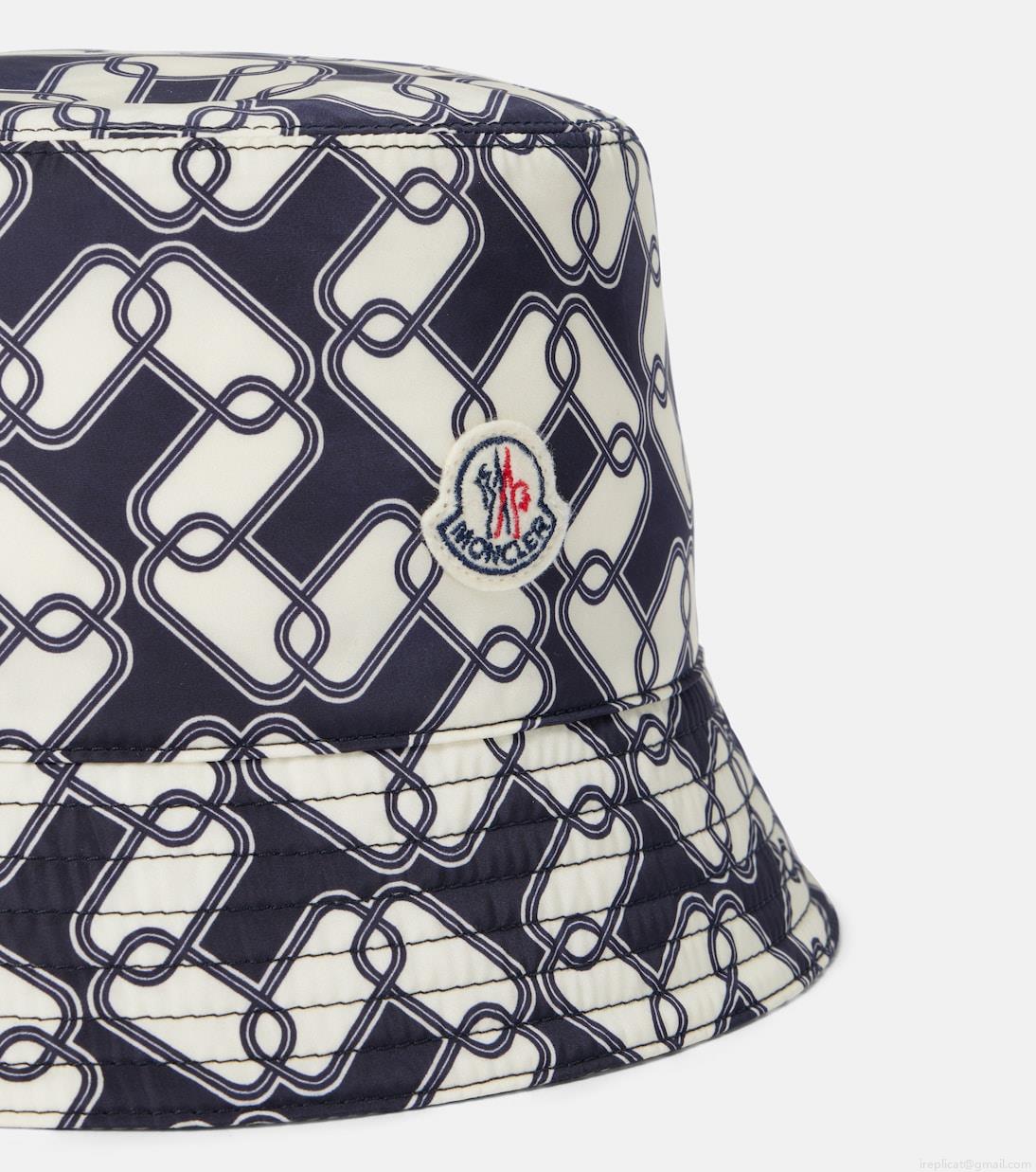 MonclerPrinted bucket hat